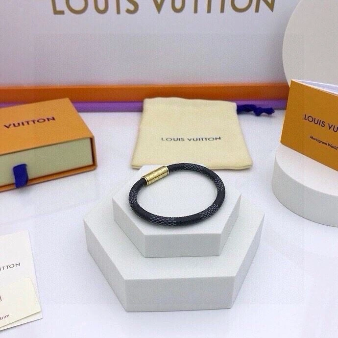 WaterResistant Louis Vuitton Bracelets 256681