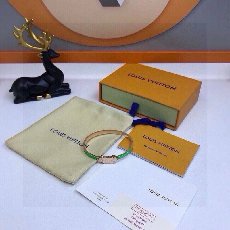 Affordable Louis Vuitton Bracelets 256667