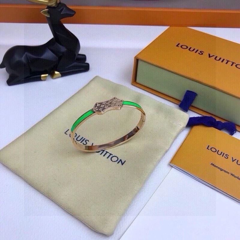 Affordable Louis Vuitton Bracelets 256667