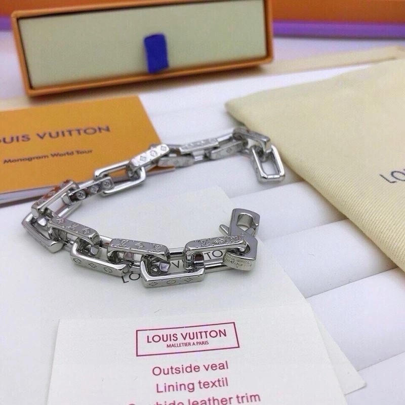 Louis Vuitton Bracelets Vibrant 256678
