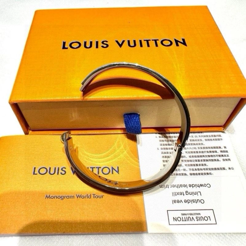 Bright Louis Vuitton Bracelets 256651