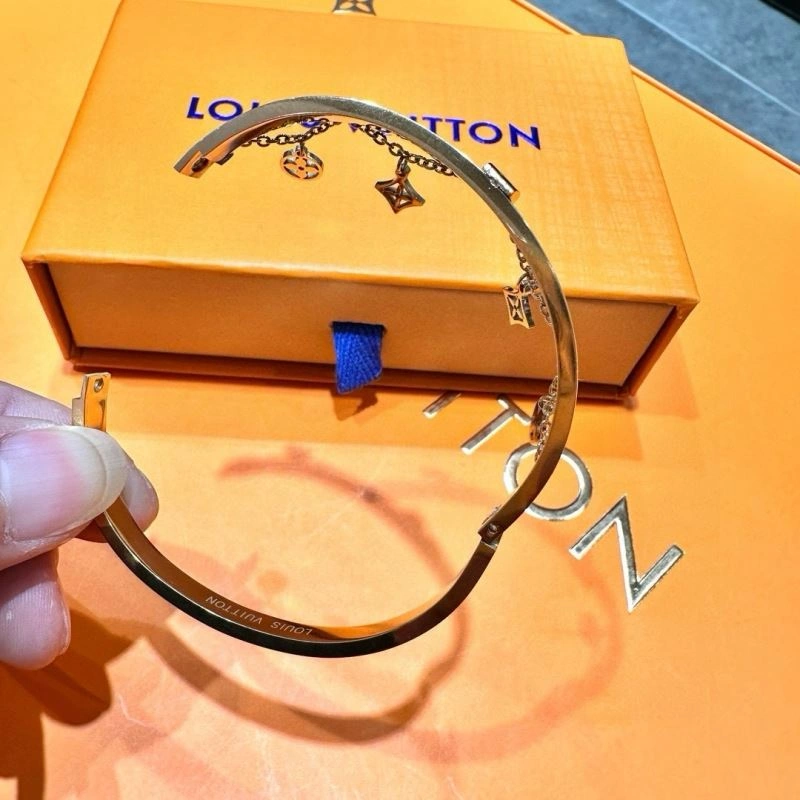 Louis Vuitton Bracelets TimelessDesign 256648