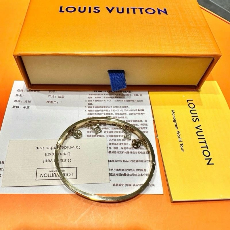 Louis Vuitton Bracelets TimelessDesign 256648