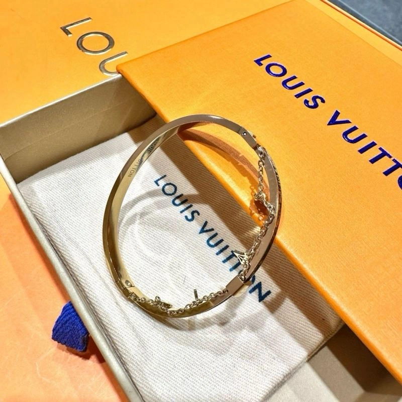 Louis Vuitton Bracelets TimelessDesign 256648