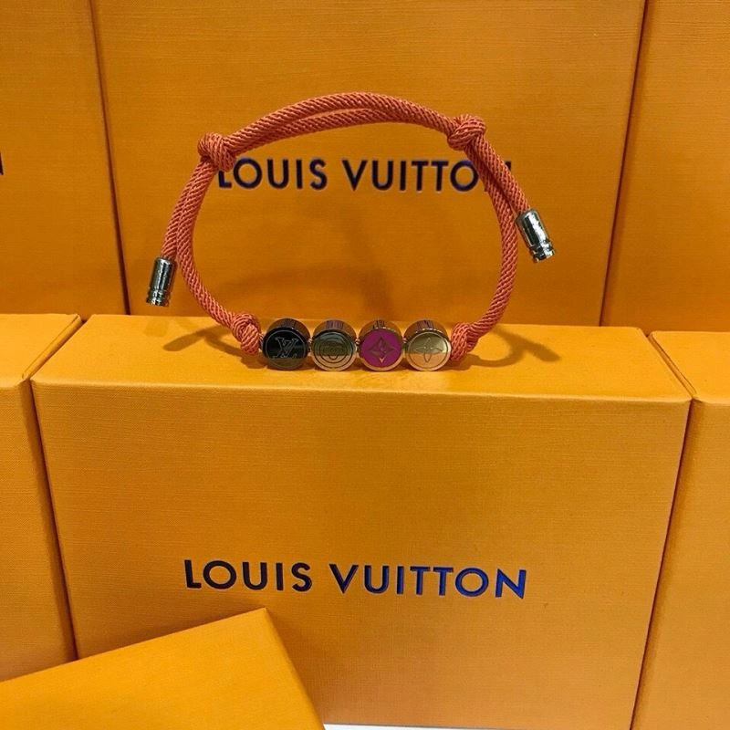 DailyWear Louis Vuitton Bracelets 256649