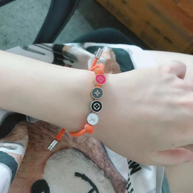 DailyWear Louis Vuitton Bracelets 256649