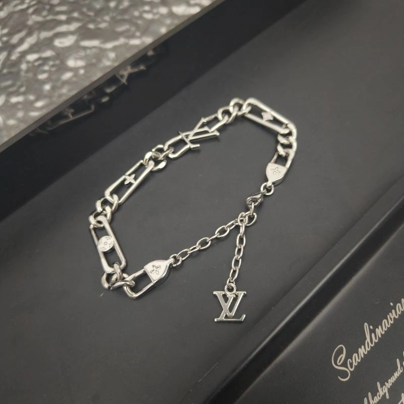 Louis Vuitton Bracelets Durable 256687