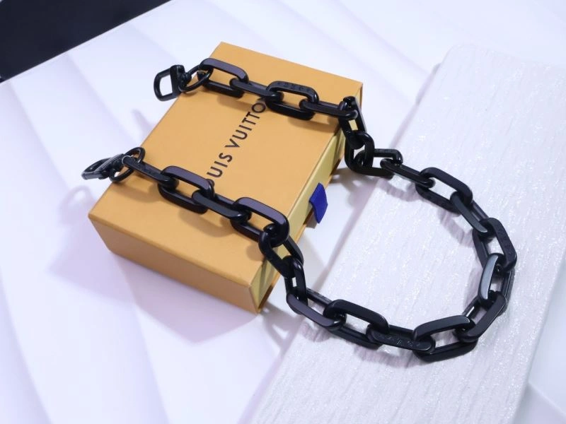 SoftTouch Louis Vuitton Bracelets 256618