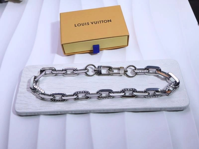 Louis Vuitton Bracelets SmoothTexture 256617