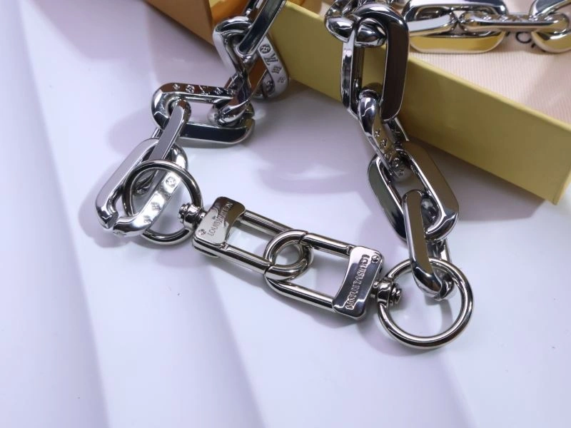 Louis Vuitton Bracelets SmoothTexture 256617