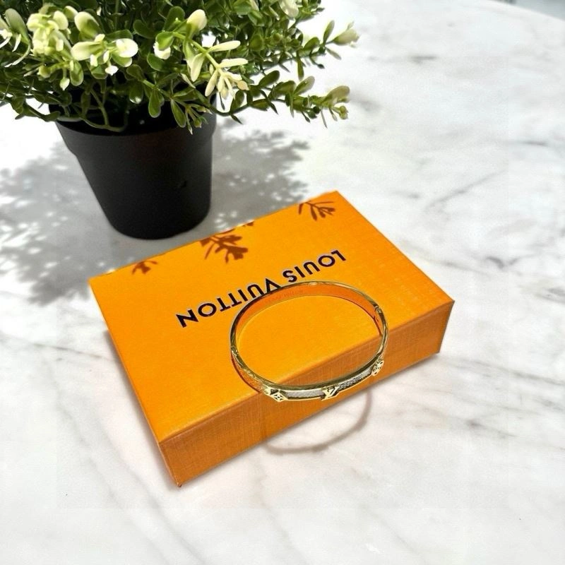 Louis Vuitton Bracelets Versatile 256625