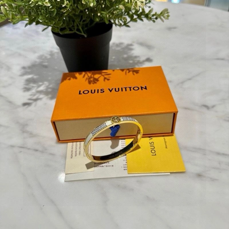 Louis Vuitton Bracelets HighPerformance 256637