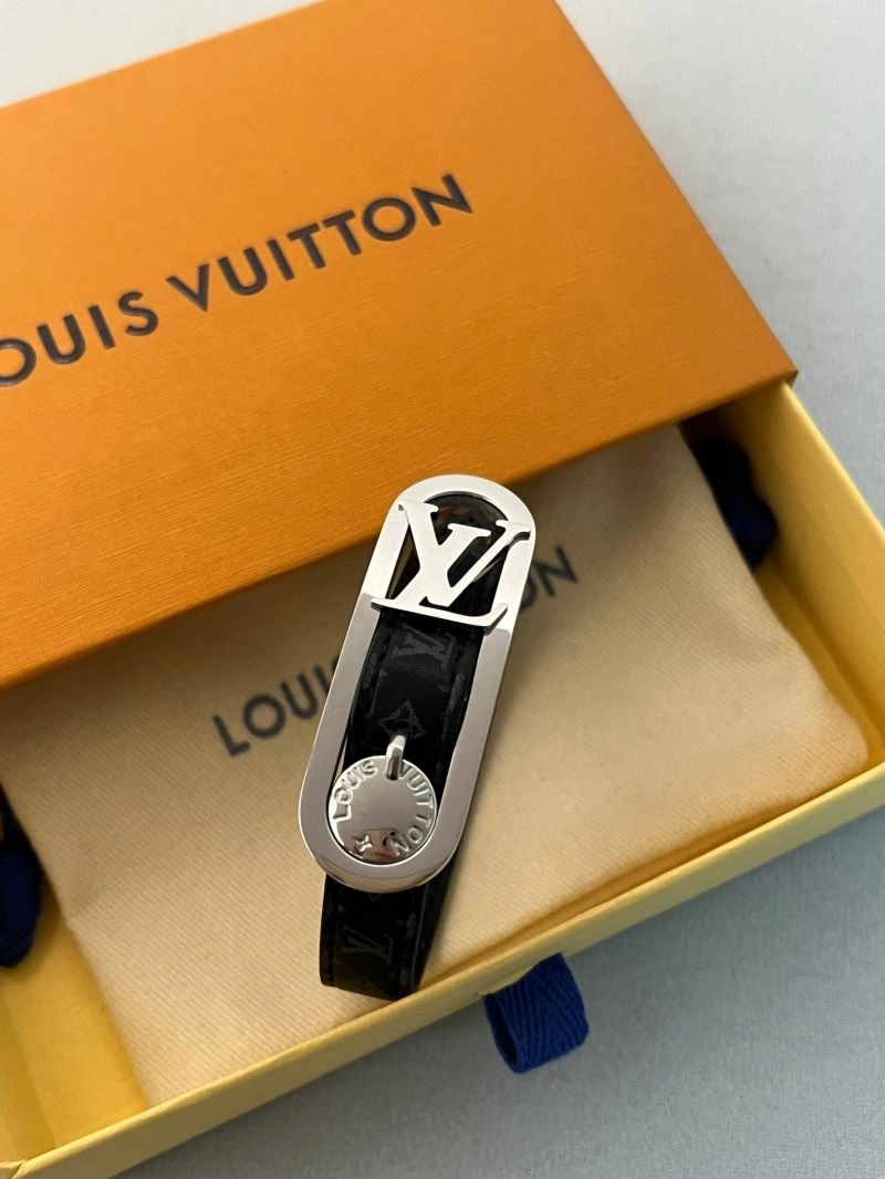 Louis Vuitton Bracelets Breathable 256624