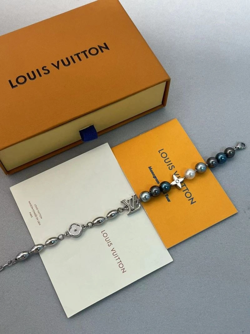 EasyMatch Louis Vuitton Bracelets 256623