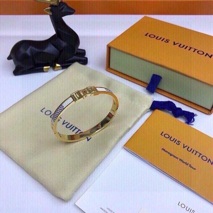 WeatherProof Louis Vuitton Bracelets 256636