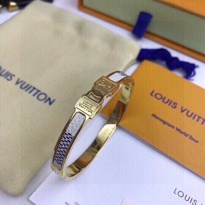 WeatherProof Louis Vuitton Bracelets 256636