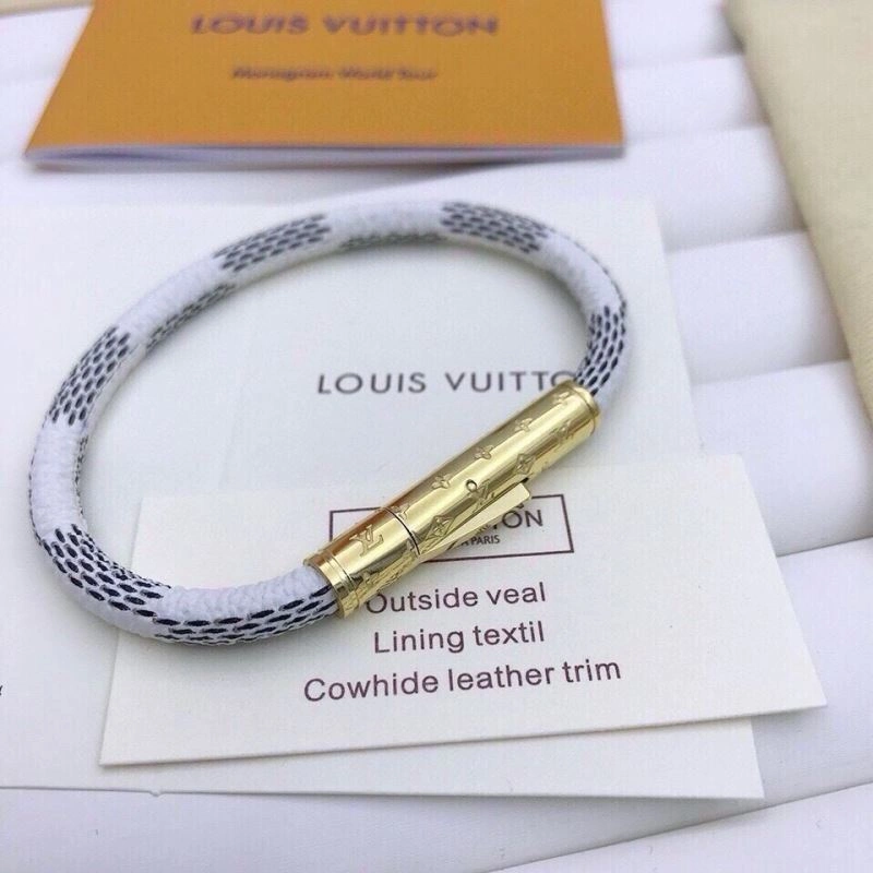 Louis Vuitton Bracelets Durable 256632