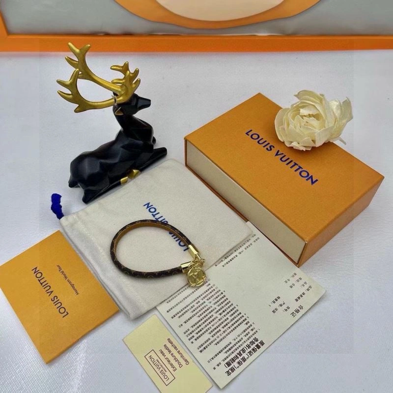 Louis Vuitton Bracelets OdorResistant 256621