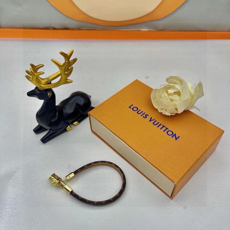 AllSeason Louis Vuitton Bracelets 256614
