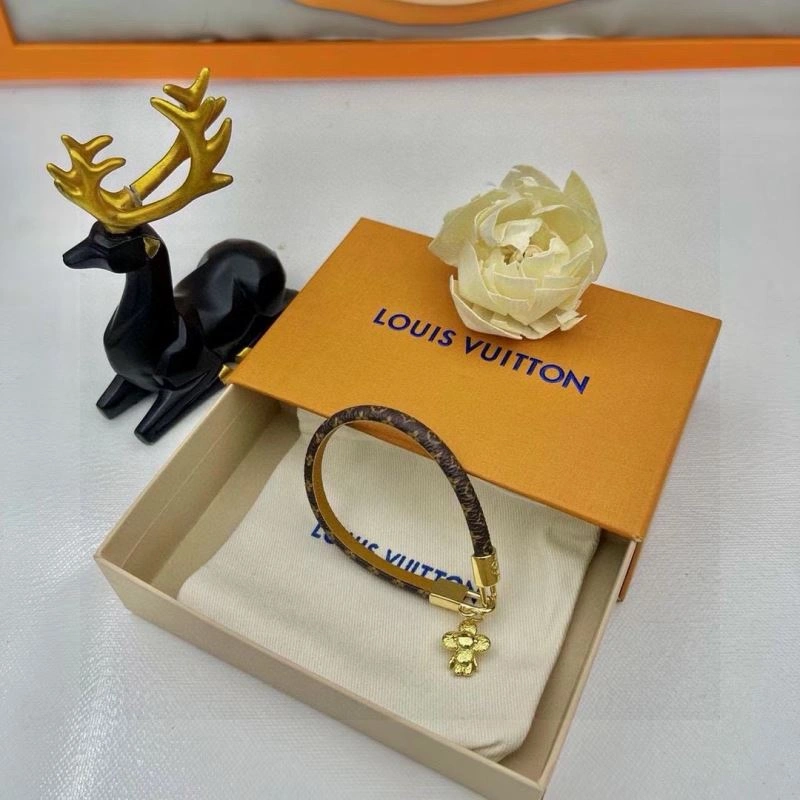 Vibrant Louis Vuitton Bracelets 256619