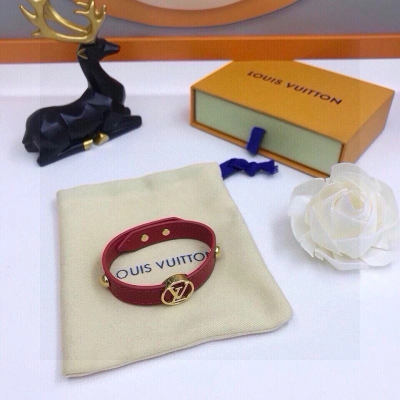 Effortless Louis Vuitton Bracelets 256606