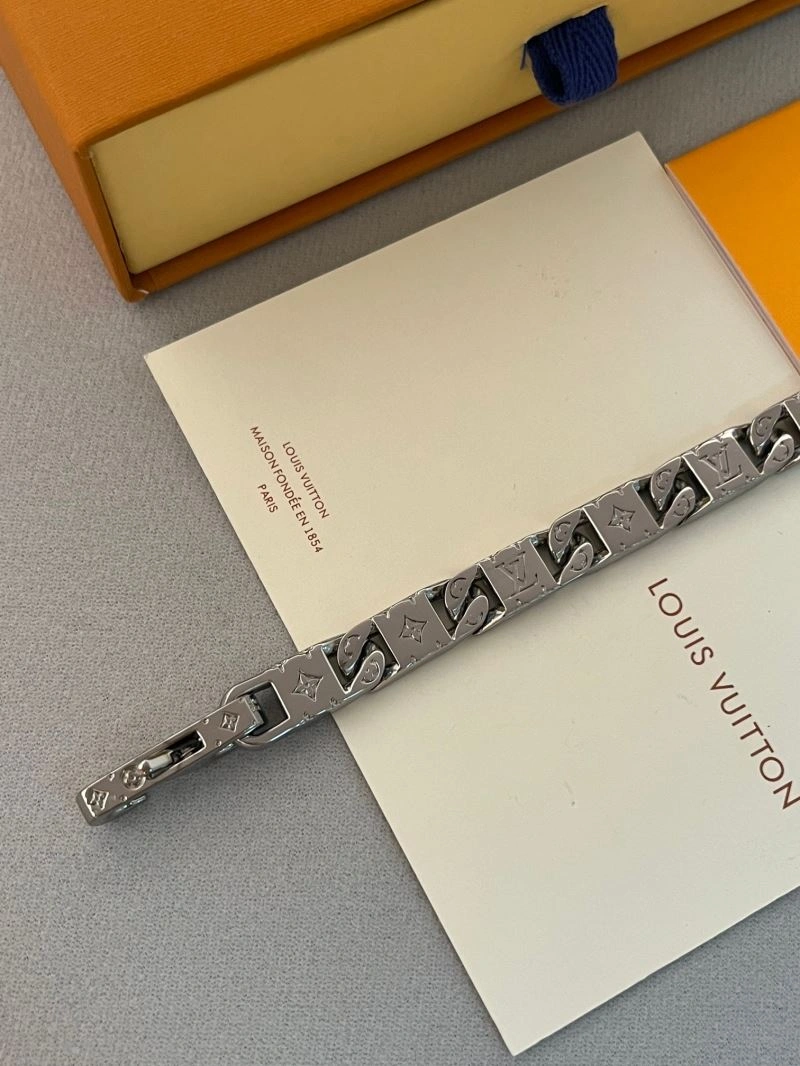 Louis Vuitton Bracelets Soft 256604