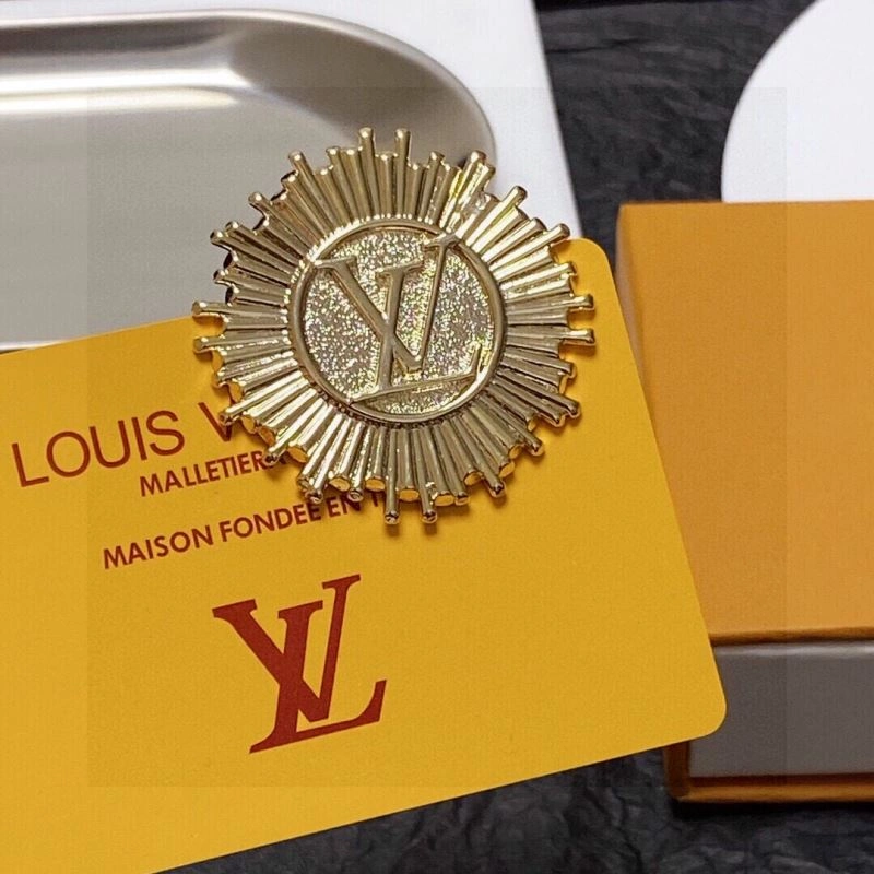 Louis Vuitton Brooches StreetReady 251553