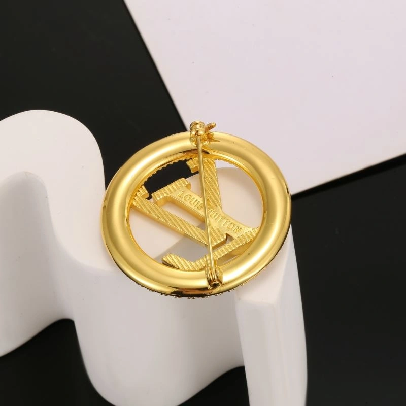 Stretchable Louis Vuitton Brooches 250655