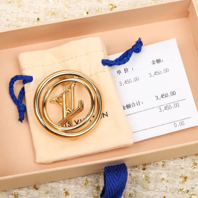 Louis Vuitton Brooches Durable 250219