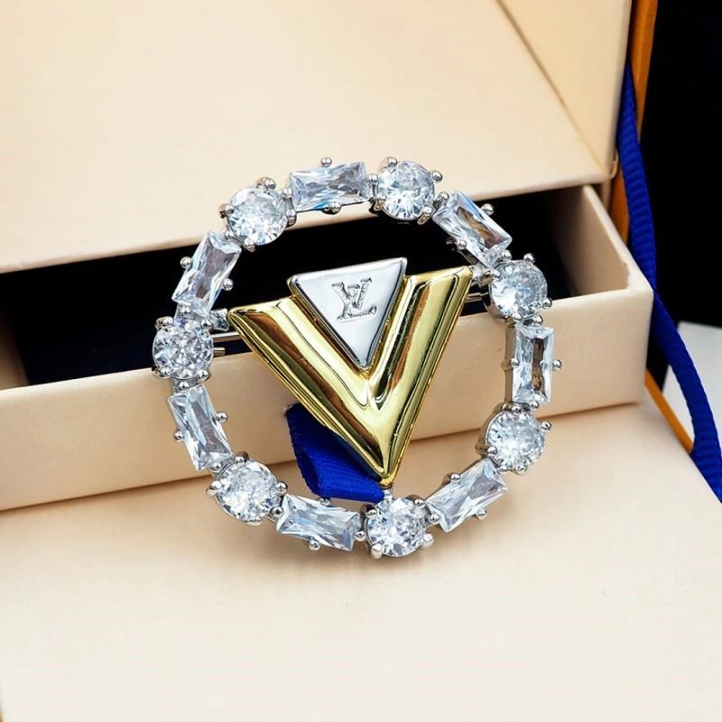 Effortless Louis Vuitton Brooches 249857