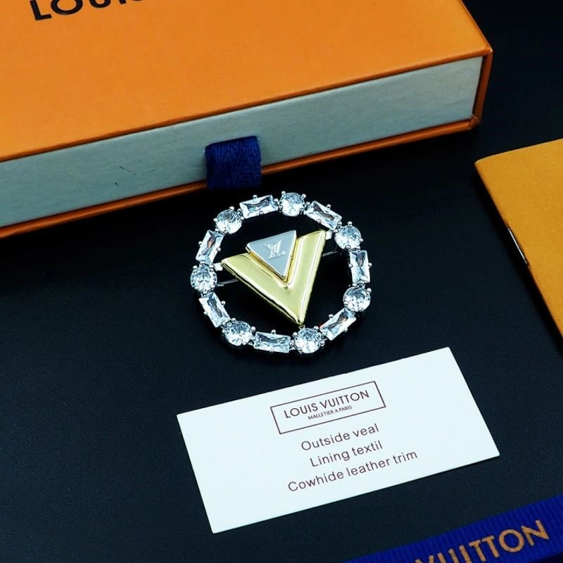 Effortless Louis Vuitton Brooches 249857