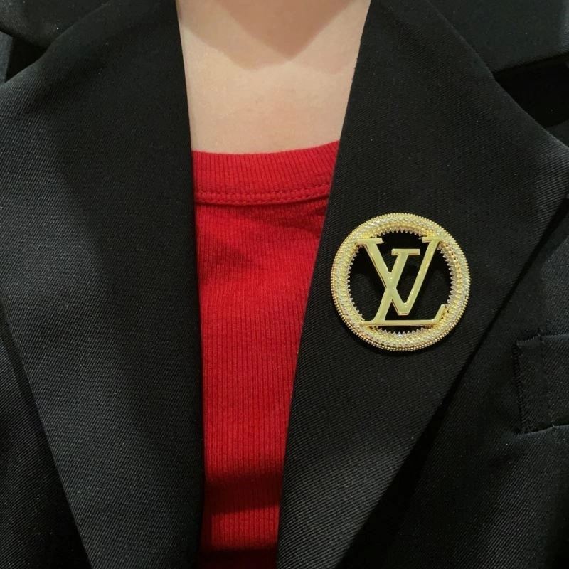 Louis Vuitton Brooches Neat 248646