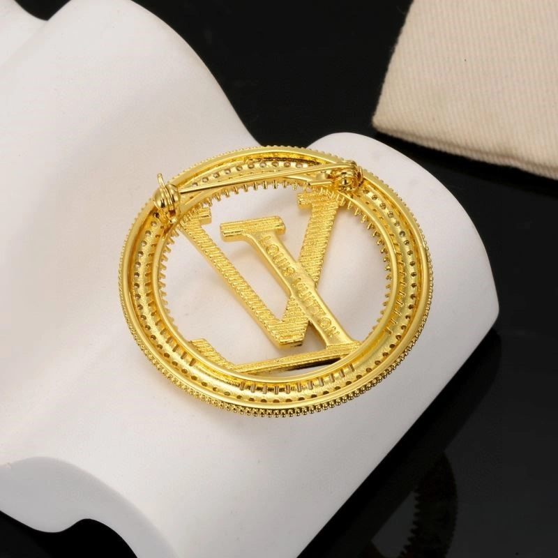 WeatherProof Louis Vuitton Brooches 248644