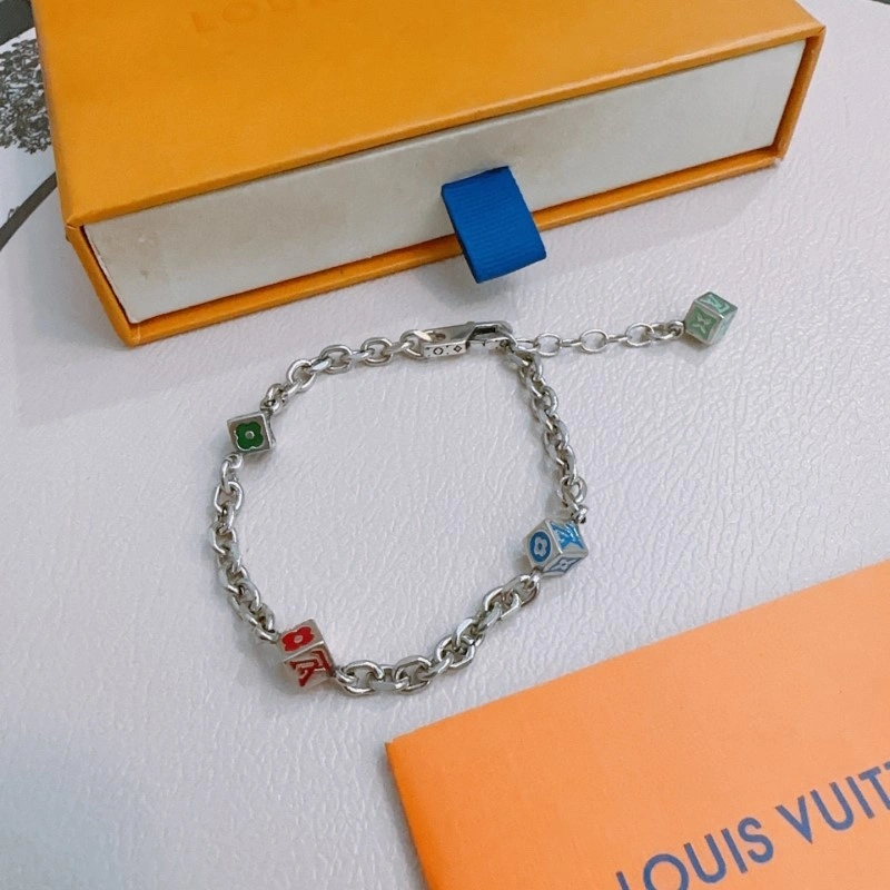 Louis Vuitton Brooches MoistureWicking 248206
