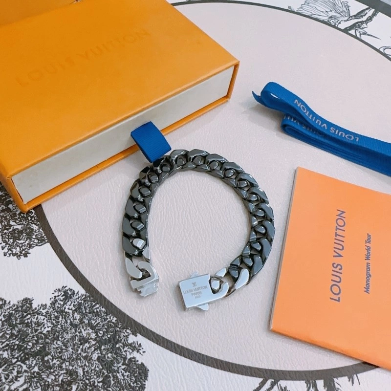 Premium Louis Vuitton Brooches 248193