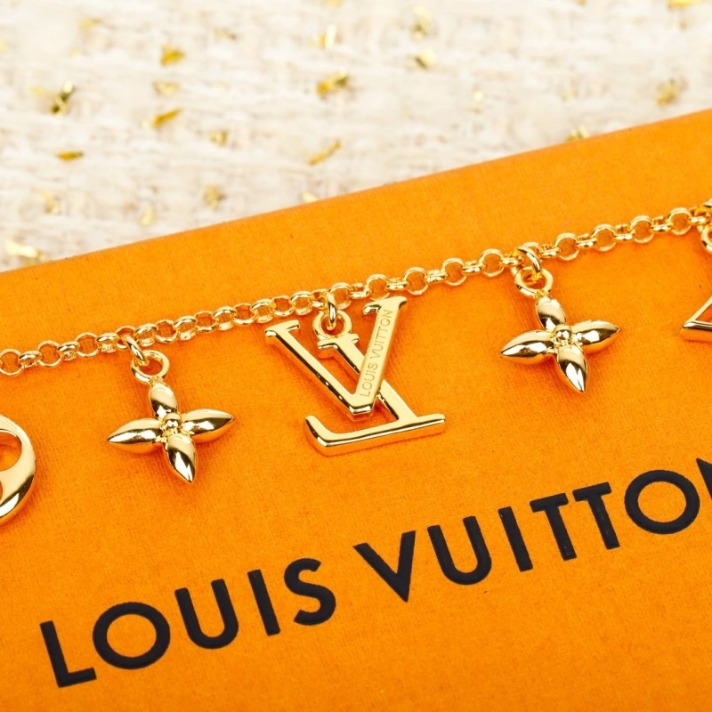 Efficient Louis Vuitton Brooches 248185