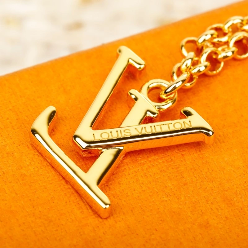 Efficient Louis Vuitton Brooches 248185