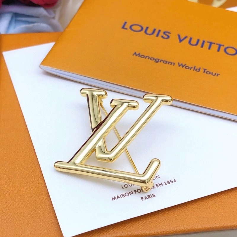 Affordable Louis Vuitton Brooches 248196