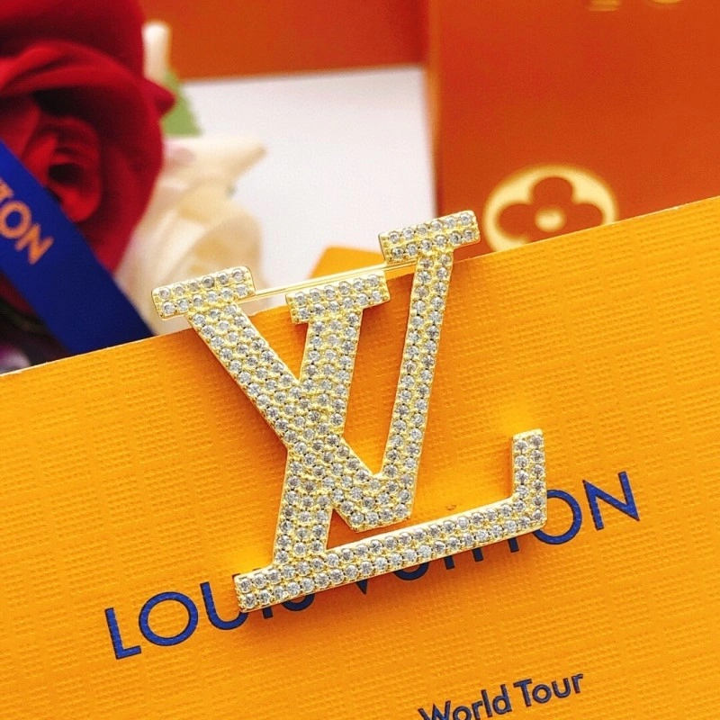 Affordable Louis Vuitton Brooches 248191