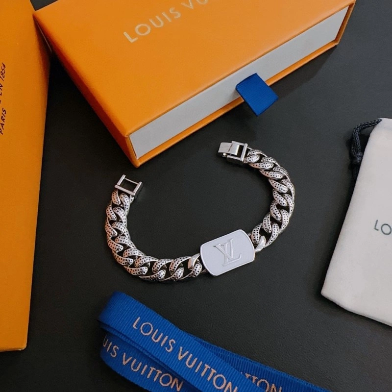 AllSeason Louis Vuitton Brooches 248194