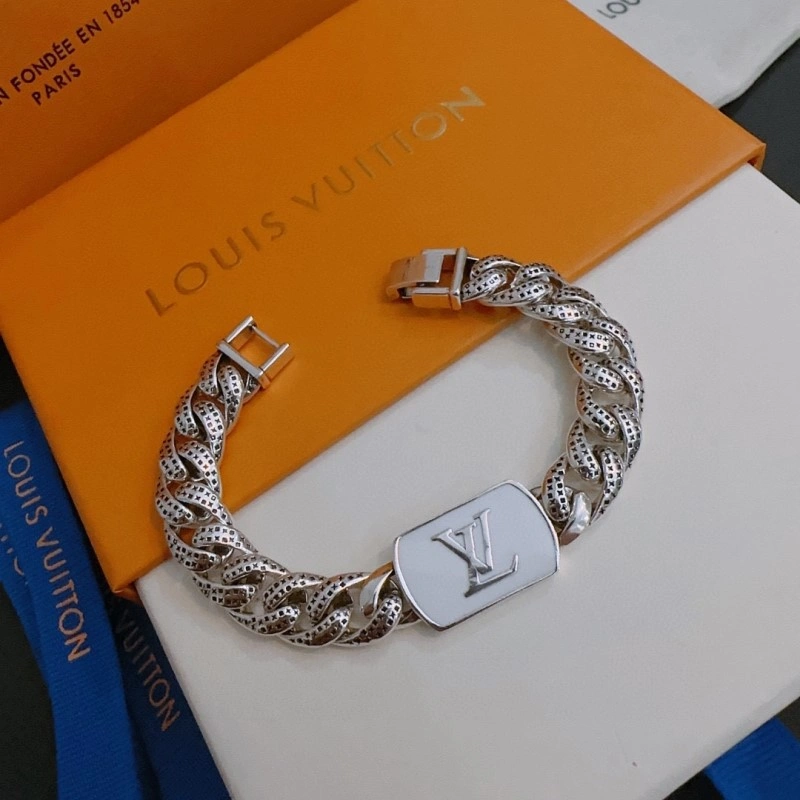 AllSeason Louis Vuitton Brooches 248194