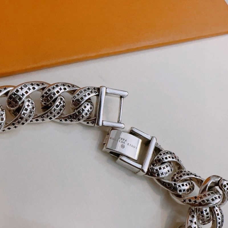AllSeason Louis Vuitton Brooches 248194