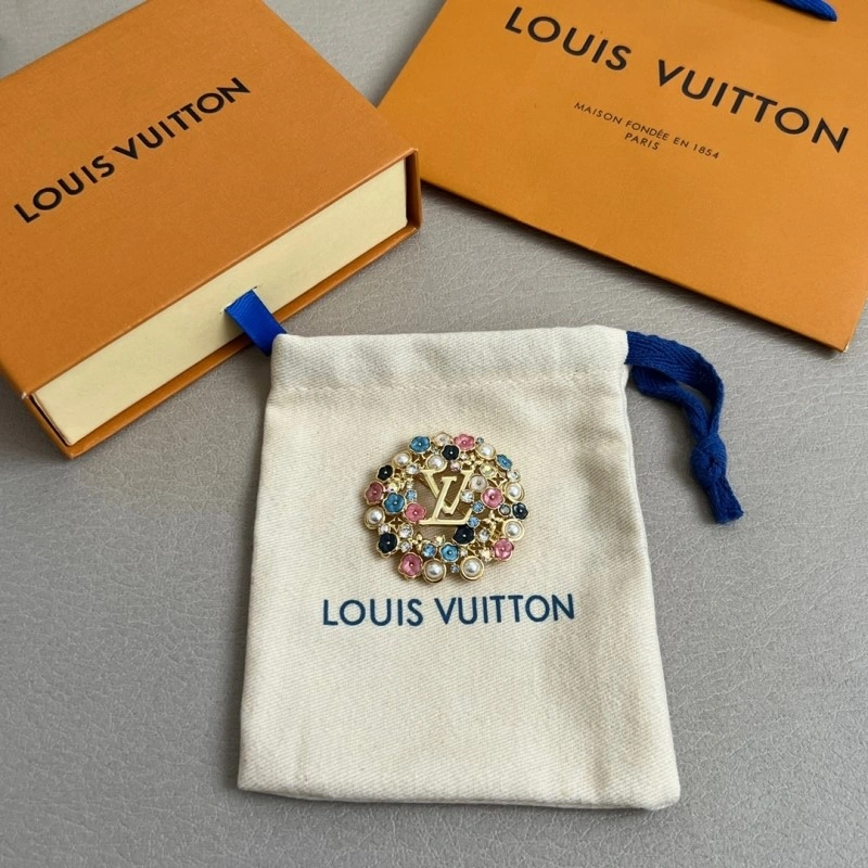 Lightweight Louis Vuitton Brooches 248183