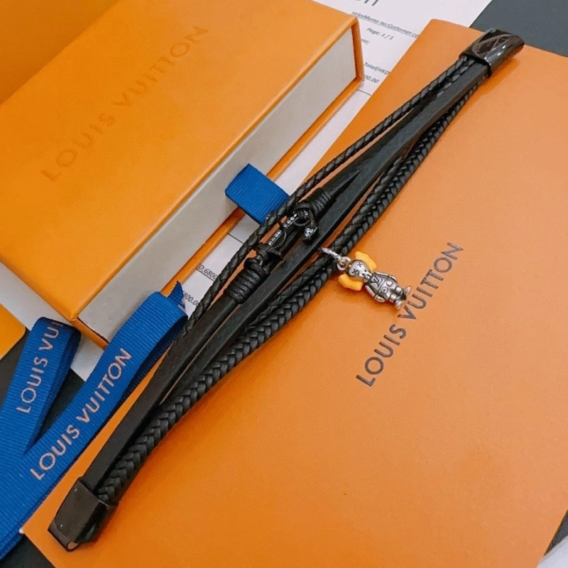 Louis Vuitton Brooches GoodFit 248177