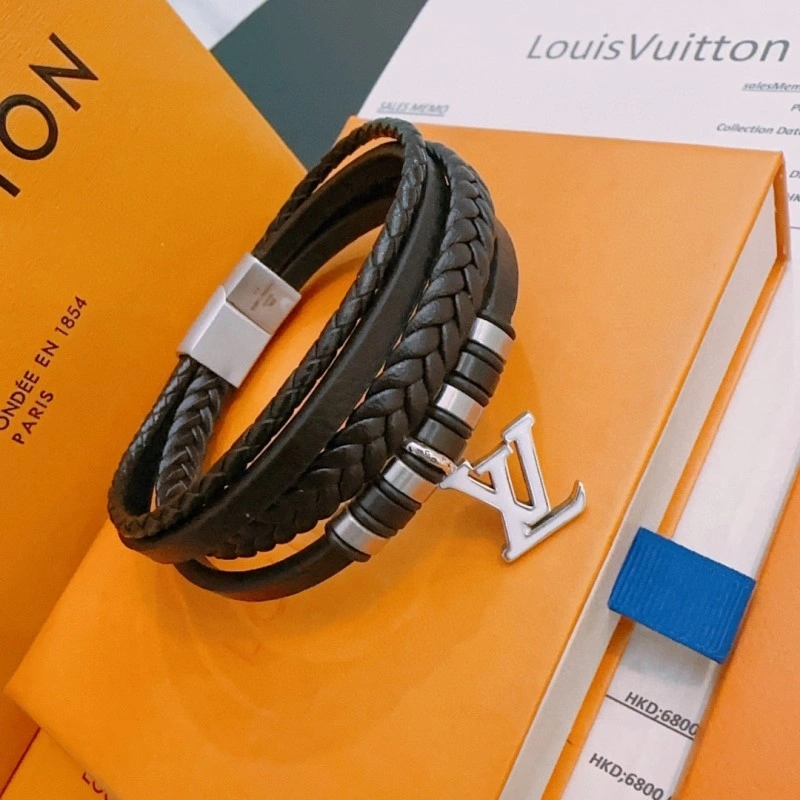 SportInspired Louis Vuitton Brooches 248174