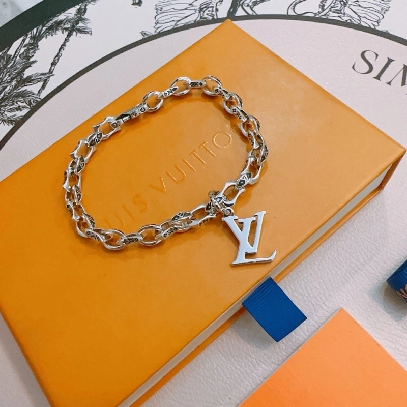 Louis Vuitton Brooches Durable 248170