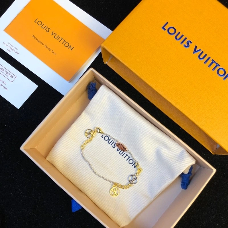 SunProtective Louis Vuitton Brooches 248161