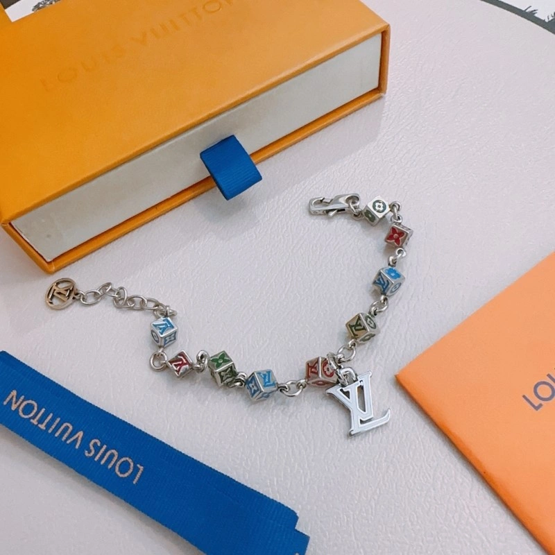 Louis Vuitton Brooches Comfortable 248154