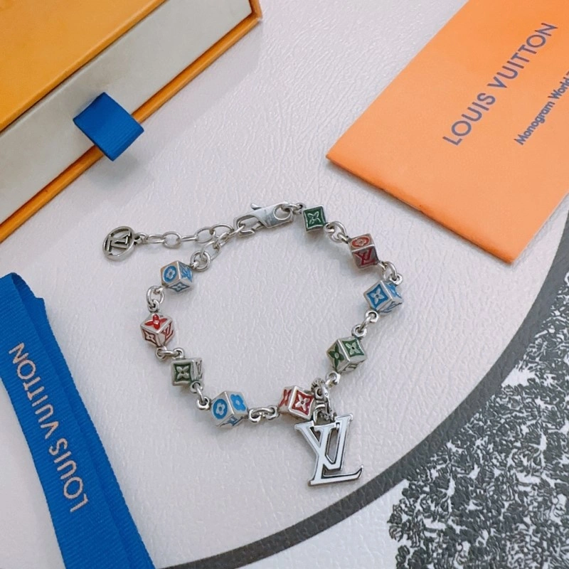 Louis Vuitton Brooches Comfortable 248154