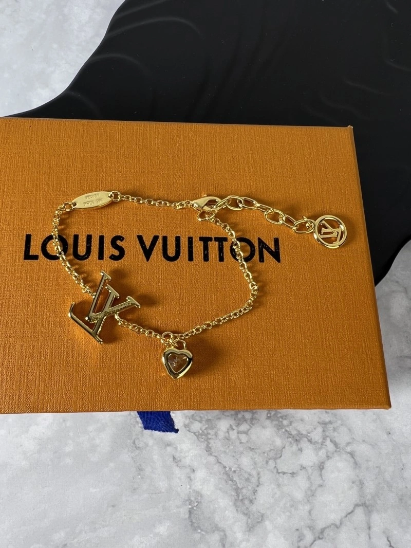 Soft Louis Vuitton Brooches 248166